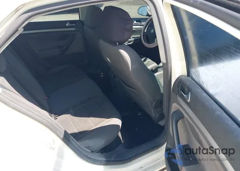 2008 Volkswagen Jetta S z USA, uszkodzony, nr VIN 3VWJM71K28M172957